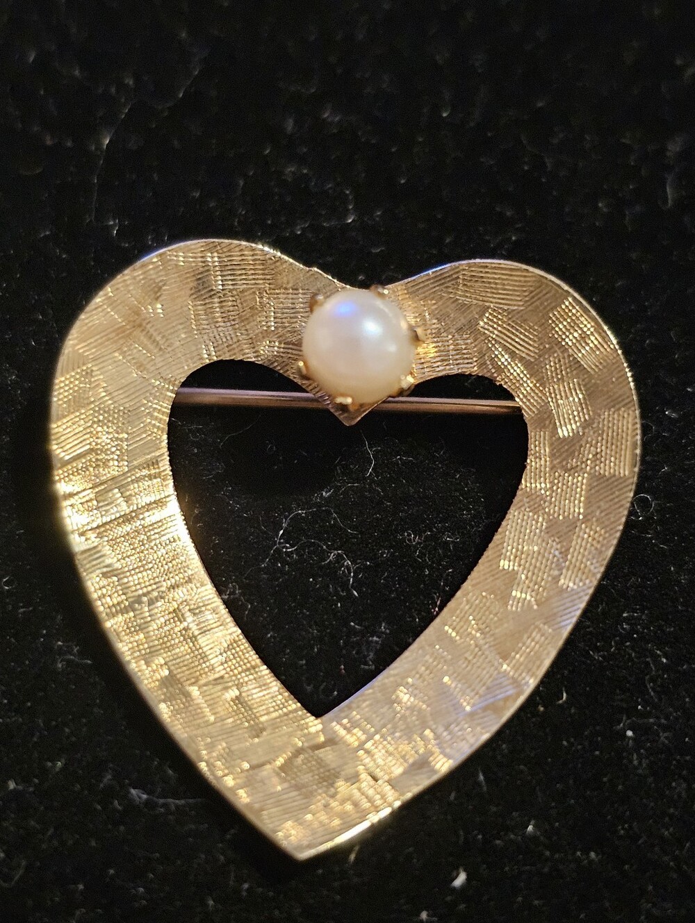 GN 14K Gold Pearl Heart Brooch Womens OS Gold Vintage Textured Fine Jewelry L